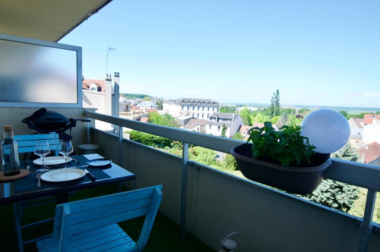 Appart'Hotel Versailles Saint Cyr L'Ecole - Gare Sncf A 100M Et Parking Prive Εξωτερικό φωτογραφία