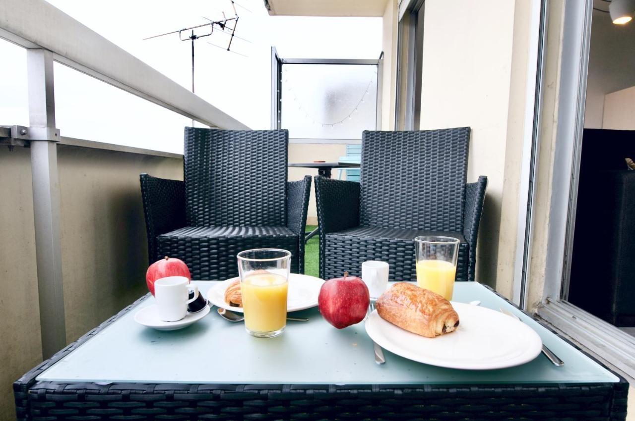Appart'Hotel Versailles Saint Cyr L'Ecole - Gare Sncf A 100M Et Parking Prive Εξωτερικό φωτογραφία