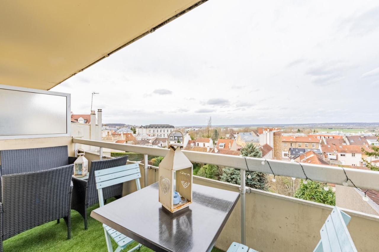 Appart'Hotel Versailles Saint Cyr L'Ecole - Gare Sncf A 100M Et Parking Prive Εξωτερικό φωτογραφία
